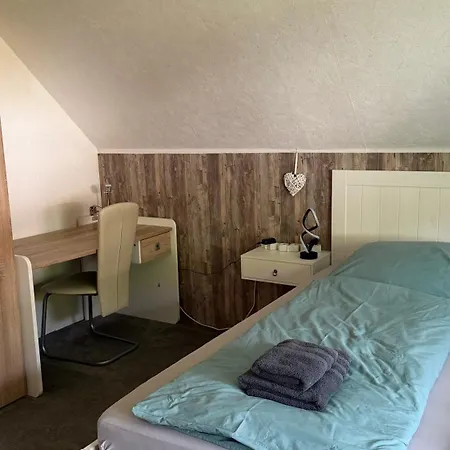 Rum i privatbostad Gaestehaus Goetz Reinhardshagen